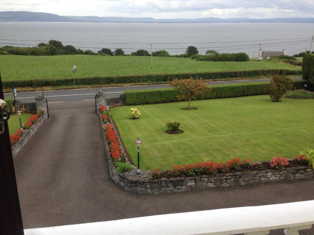 Seawater View Bed and Breakfast room 6